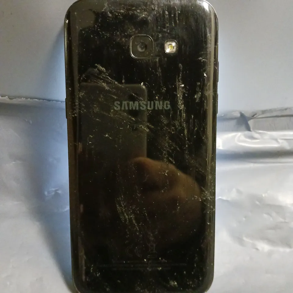 SAMSUNG GALAXY A5