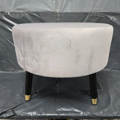 UNBRANDED FOOT STOOL IN WHITE - COLLECTION ONLY