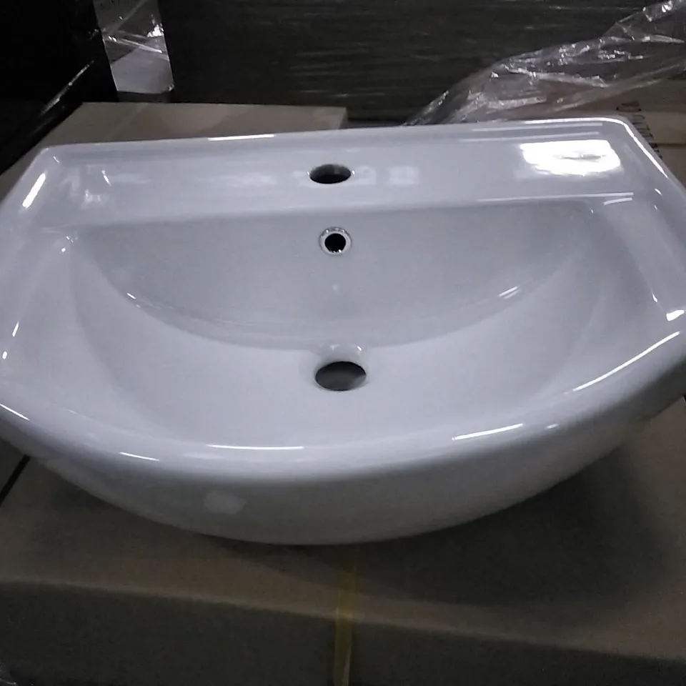 BOXED KAPRI CERAMIC BASIN 550MM WHITE