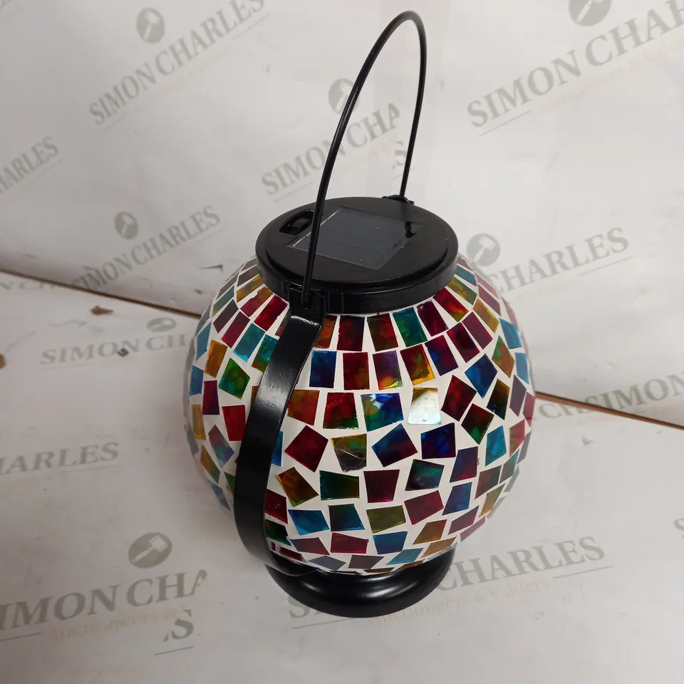 COLOURFUL SOLAR LANTERN