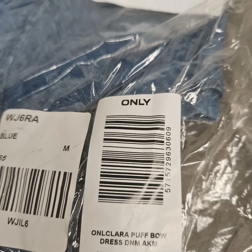 ONLY CLARA PUFF BOW DENIM DRESS – BLUE DENIM – SIZE M 