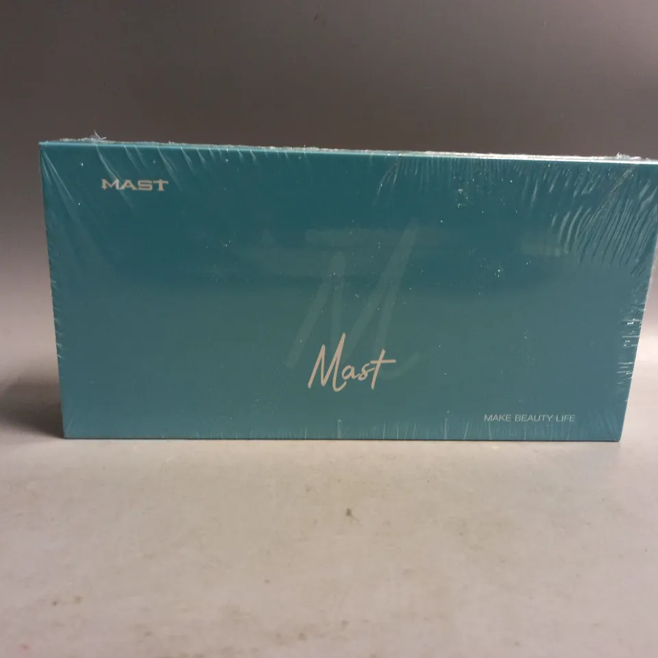 BOXED AND SEALED MAST TOUR WIRELESS TATTOO MACHINE 