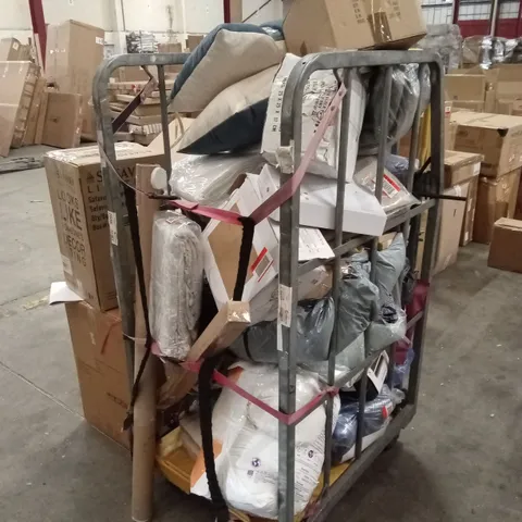 CAGE OF ASSORTED HOUSEHOLD GOODS AND PRODUCTS TO INCLUDE; DUVET SETS, CUSHIONS, LIGHTING PRODUCTS ETC - CAGE NOT INCLUDED 