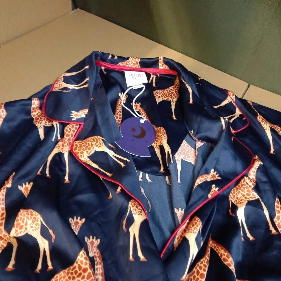 CHELSEA PEERS NAVY/GIRAFFE SATIN DRESSING GOWN - MEDIUM
