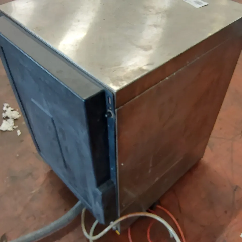 COMENDA LB215MA UNDERCOUNTER GLASSWASHER