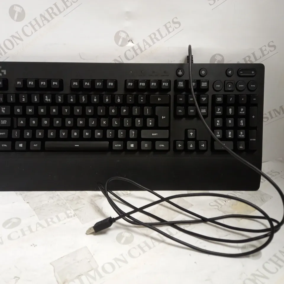 LOGITECH G213 PRODIGY KEYBOARD