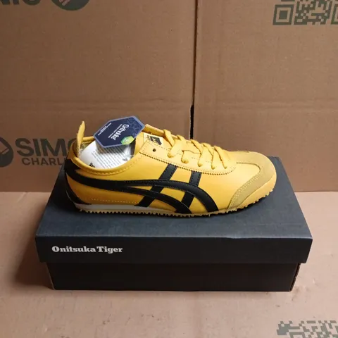 BOXED PAIR OF ONITSUKA TIGER MEXICO 66 TRAINERS - 6