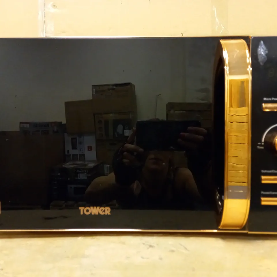 TOWER 800W DIGITAL MICROWAVE 