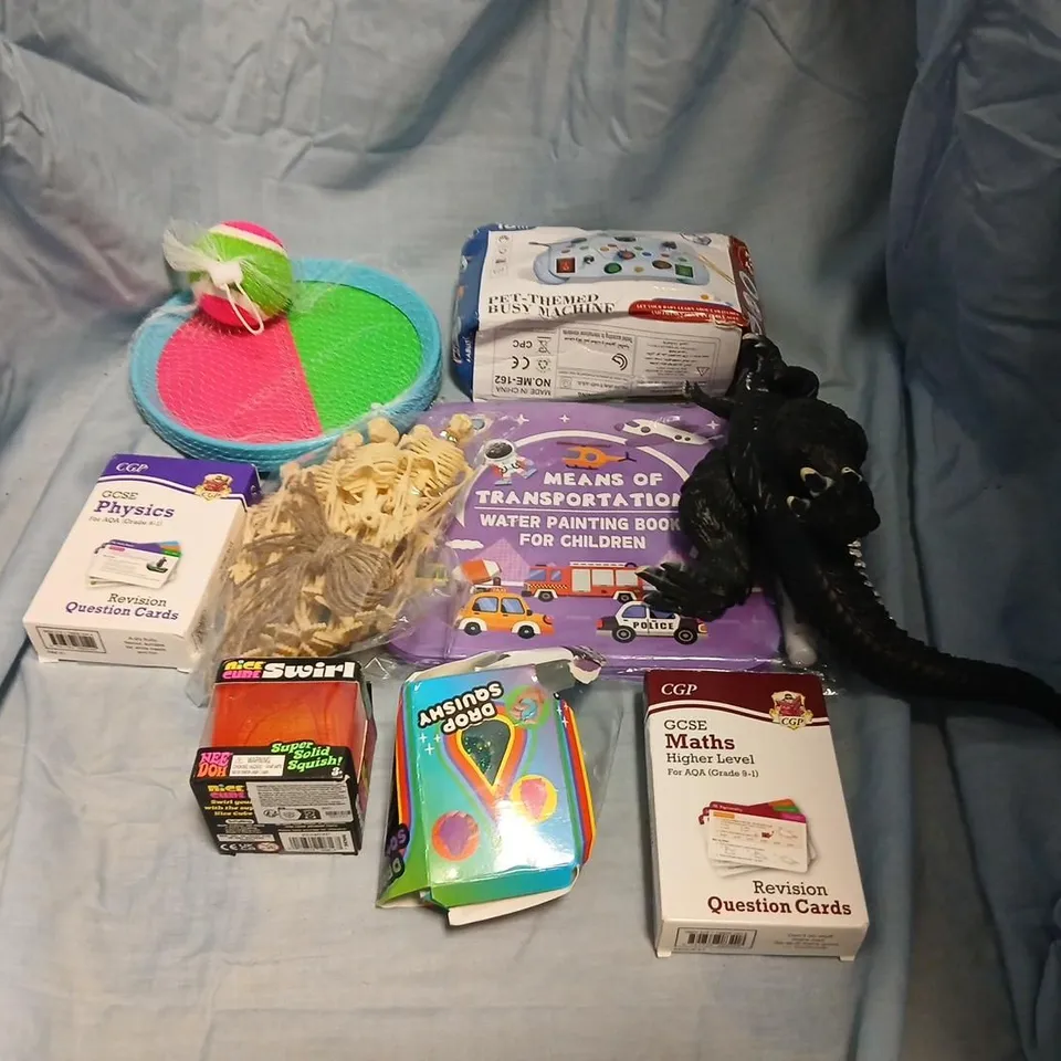 LARGE QUANTITY OF ASSORTED TOYS AND ACCESSORIES TO INCLUDE; HENNA STENCILS, NEE DOH NICE CUBE, GCSE MATHS REVISION QUESTION CARDS, MEANS OF TRANSPORTATION WATER PAINTING BOOK AND PET THEMED BUSY MACH