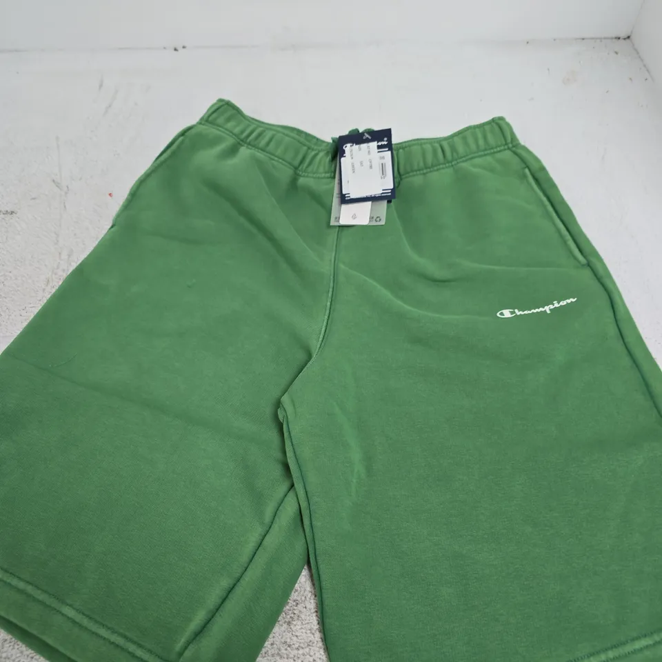 CHAMPION GREEN SHORTS – SMALL
