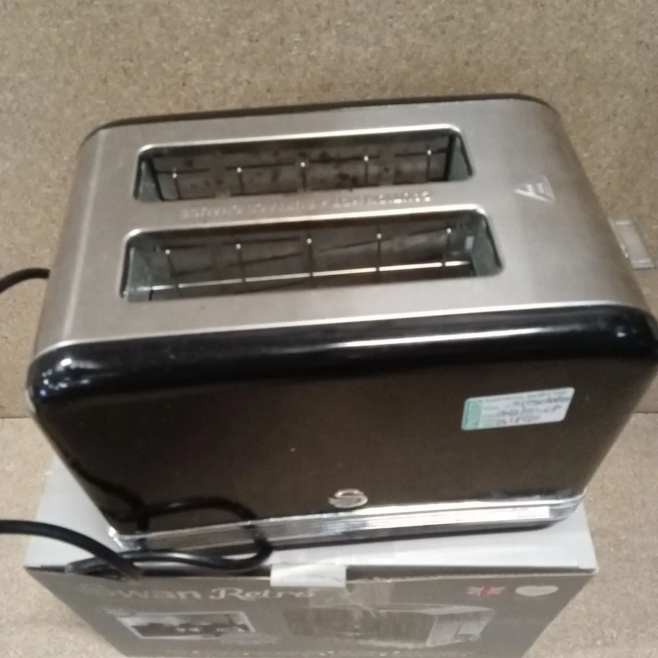 BOXED SWAN RETRO 2-SLICE TOASTER