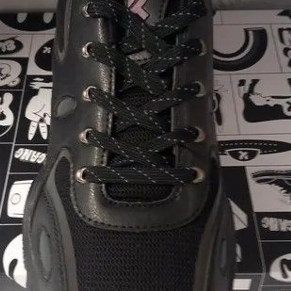 BRAND NEW BOXED PAIR OF KOI DUSTY BLACK RAINBOW MEN'S CADIAN TRAINERS SIZE 11