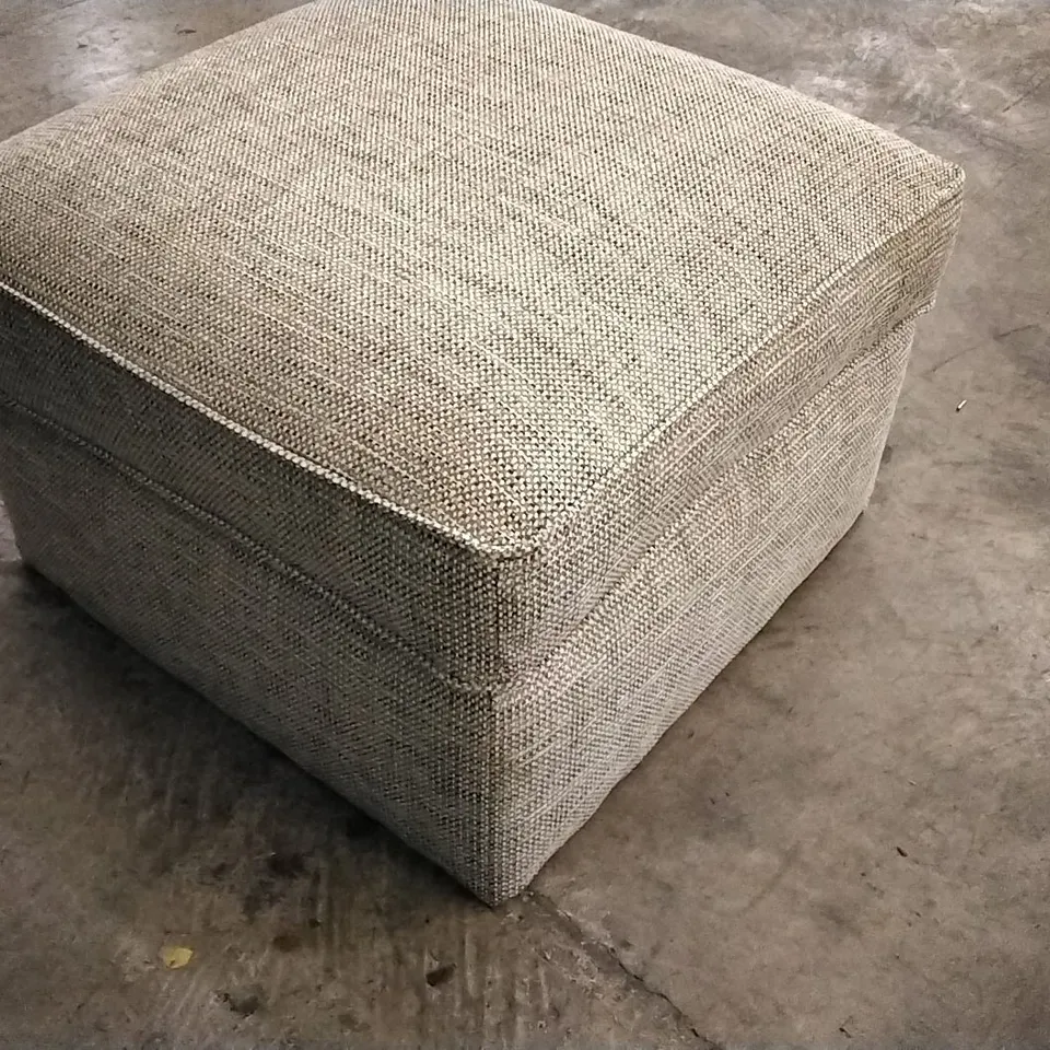 QUALITY BRITISH DESIGNER LIGHT GREY WAFFLE FABRIC FOOTSTOOL