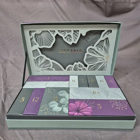 LIZ EARLE ADVENT CALENDAR BEAUTY GIFT SET
