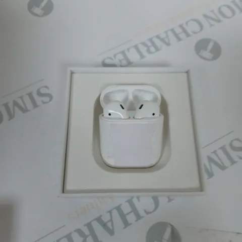 APPLE AIRPODS 1ST GENERATION