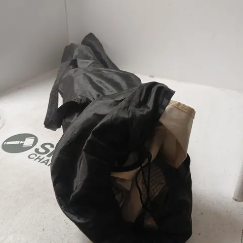 FOLDING GARDEN CHAIR WITH CUP HOLDER