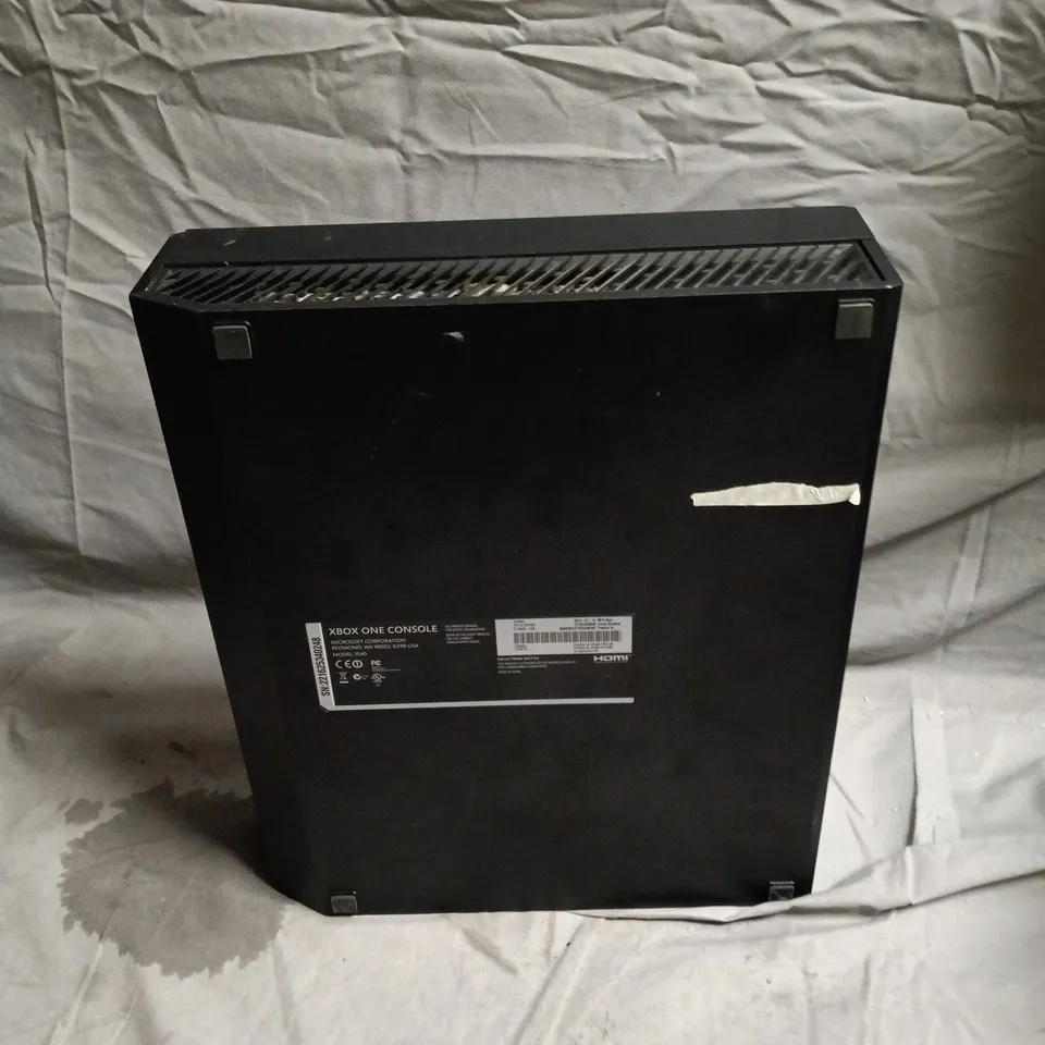MICROSOFT XBOX ONE CONSOLE – BLACK