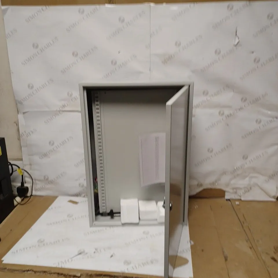 HEAVY DUTY KEY CABINET 