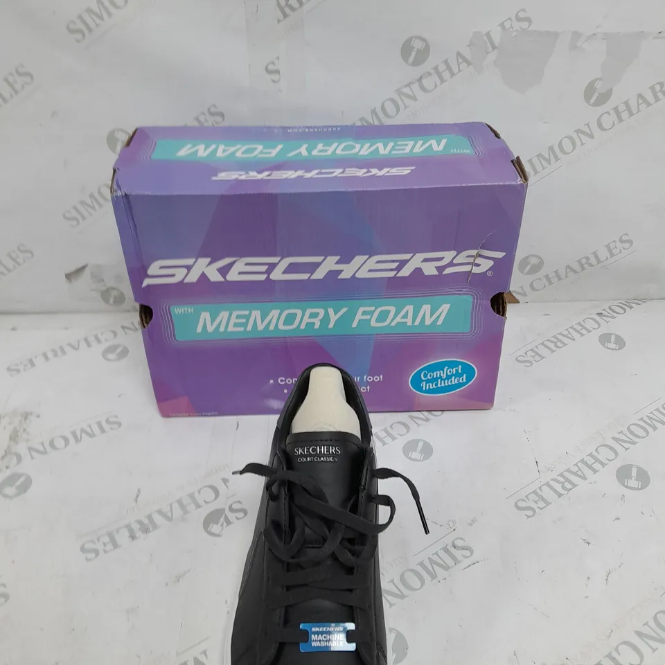 BOXED PAIR OF SKETCHERS CHAOS LACE TRAINER BLACK SIZE 6  