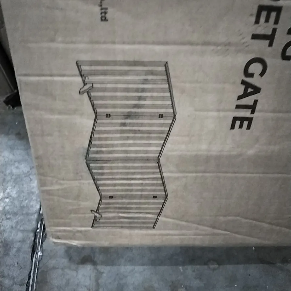 BOXED LIVING AND HOME 4 PANELS FREESTANDING FOLDABLE PET GATE