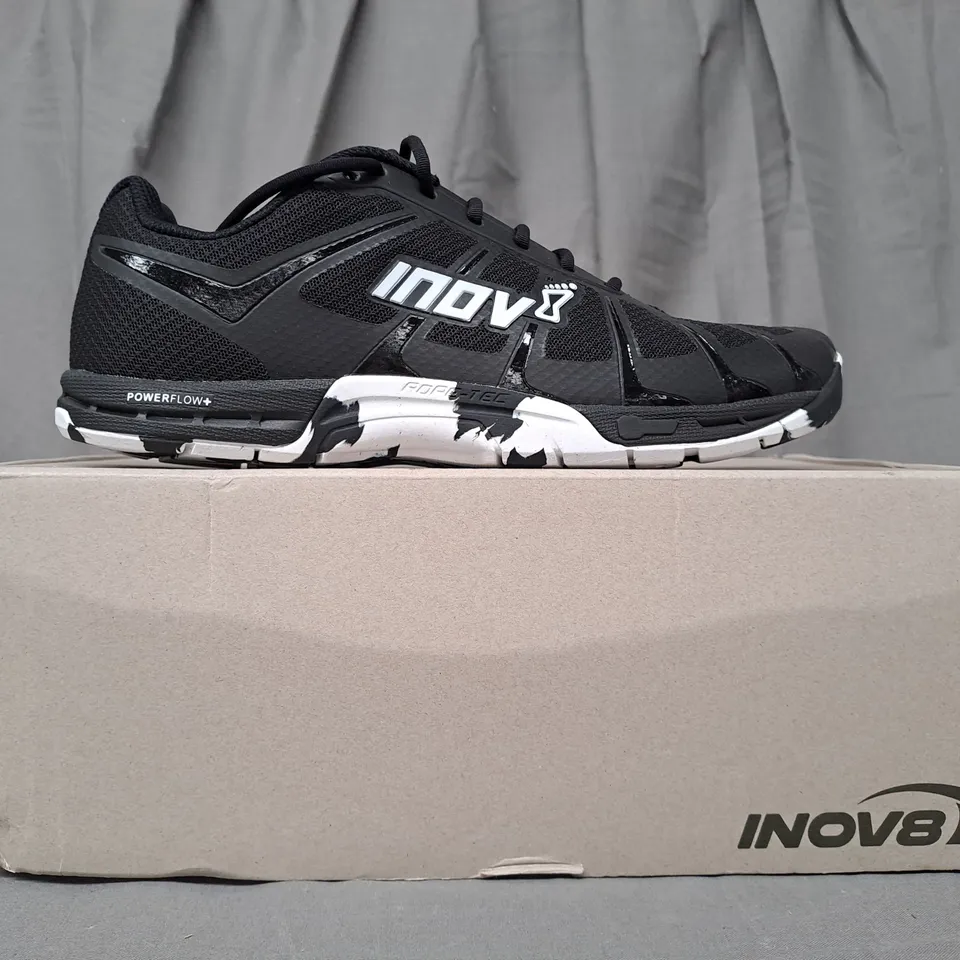 BOXED PAIR OF INOV8 F-LITE 235 V3 SHOES IN BLACK UK SIZE 7.5