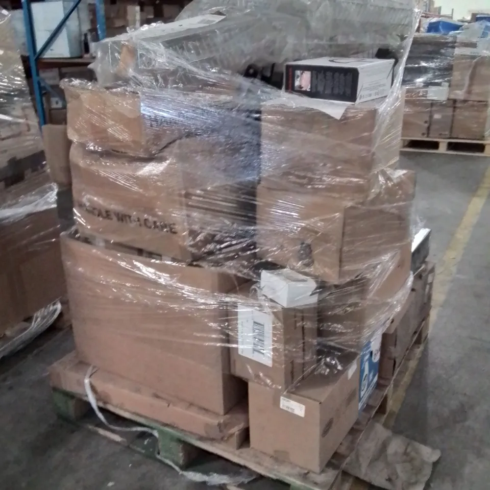 PALLET CONTAINING CATERING ITEMS AND PRODUCTS SUCH AS;KITCHEN AID FLEX EDGE BEATER,DYNAMIX BLENDER TOOL