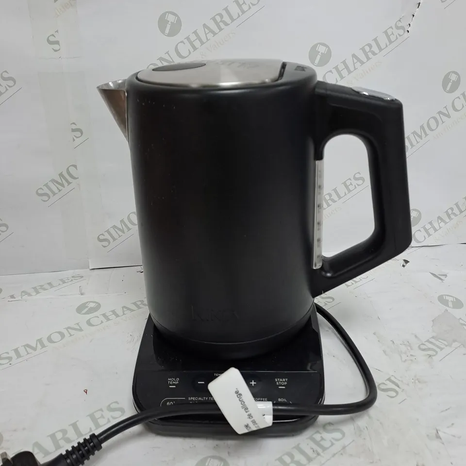BOXED NINJA PERFECT TEMPERATURE KETTLE KT200UK
