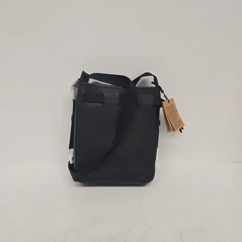 ECCO LEATHER GOODS PEBBLED LEATHER BAG – BLACK, MADE IN VIETNAM