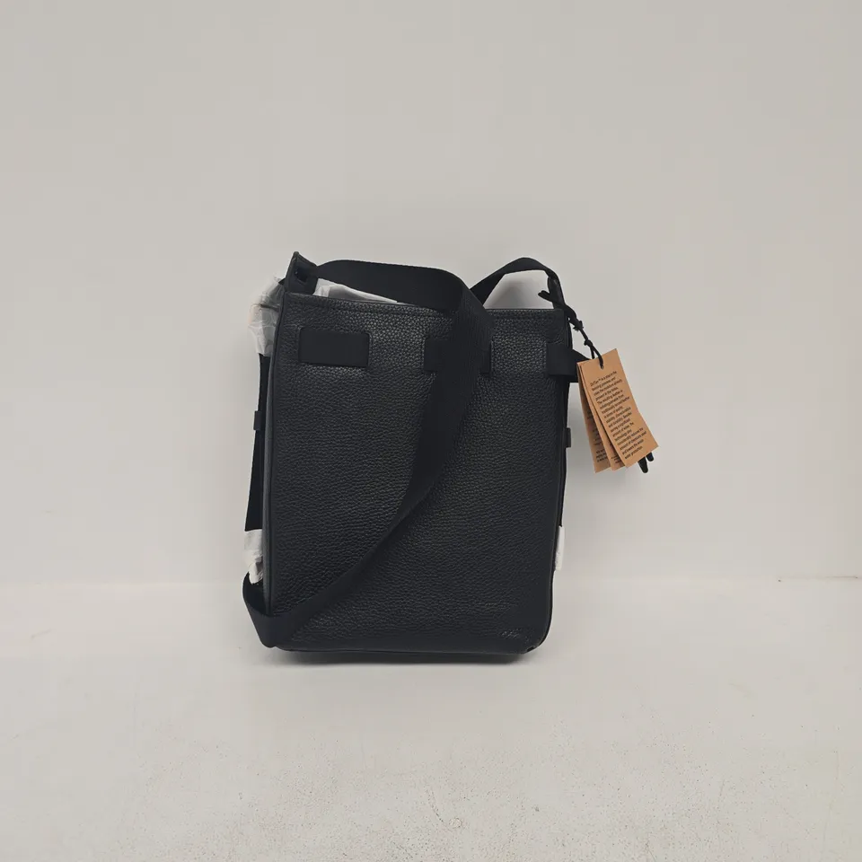 ECCO LEATHER GOODS PEBBLED LEATHER BAG – BLACK, MADE IN VIETNAM