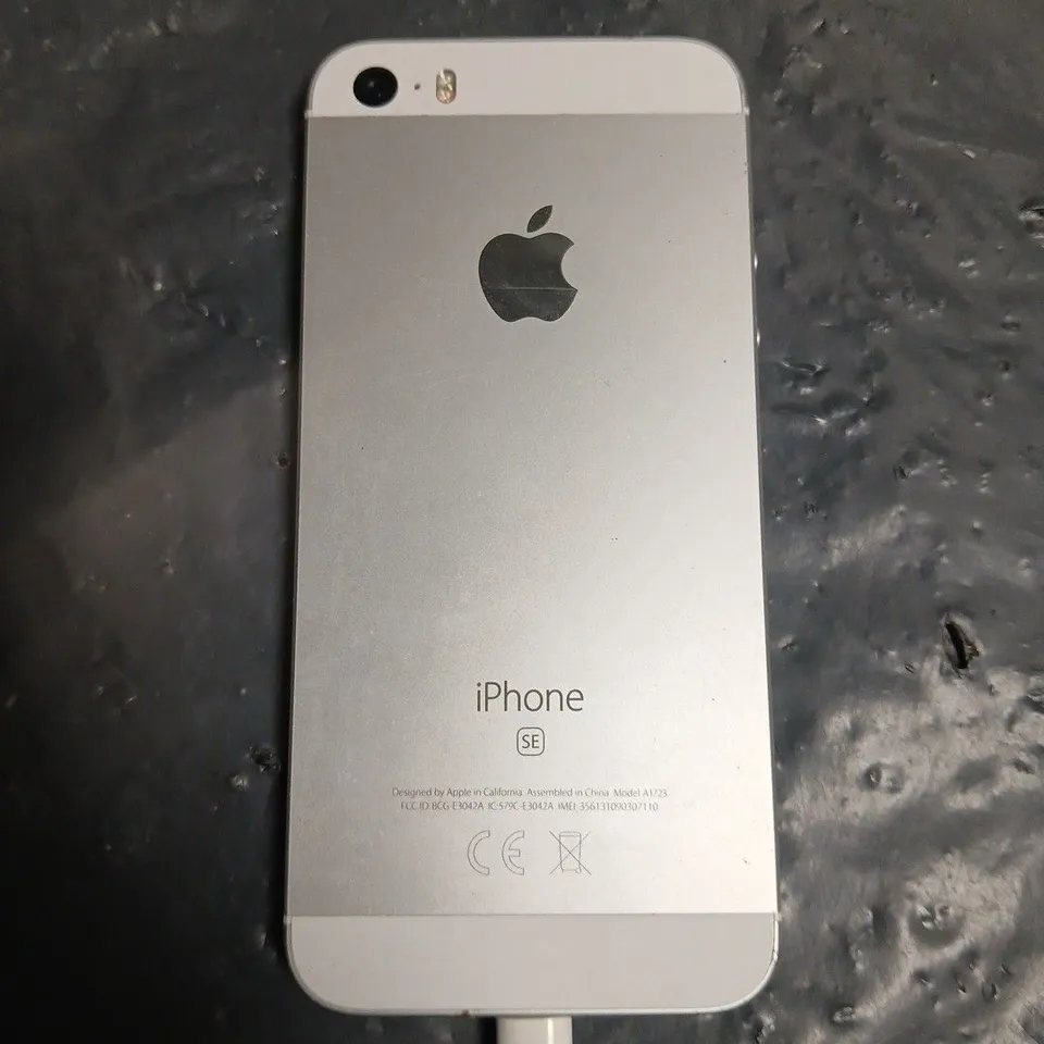APPLE IPHONE SE (1ST GEN) – SILVER – ACTIVATION LOCKED - MODEL A1723