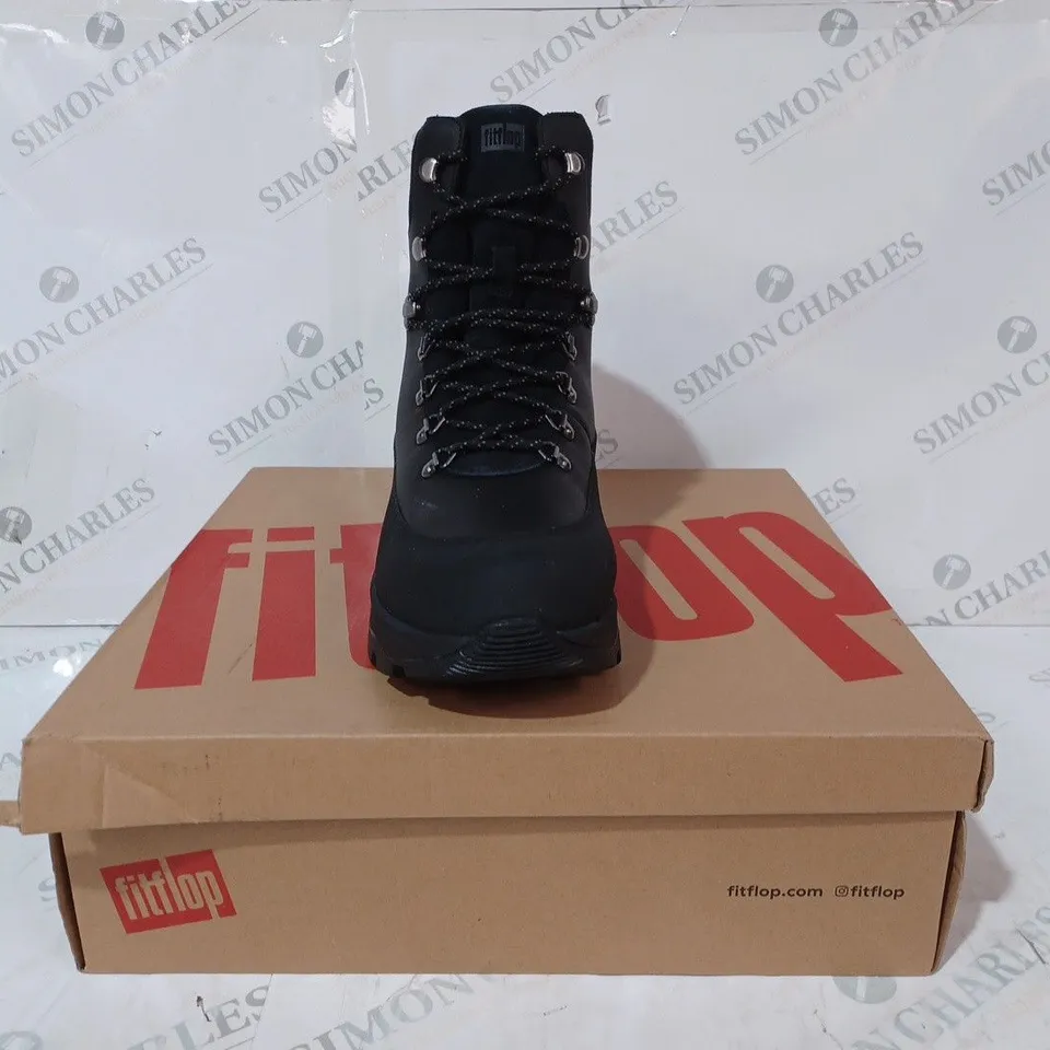 BOXED PAIR OF FITFLOP NEO-D-HYKER WATRERPROOF BOOTS IN BLACK UK SIZE 6.5