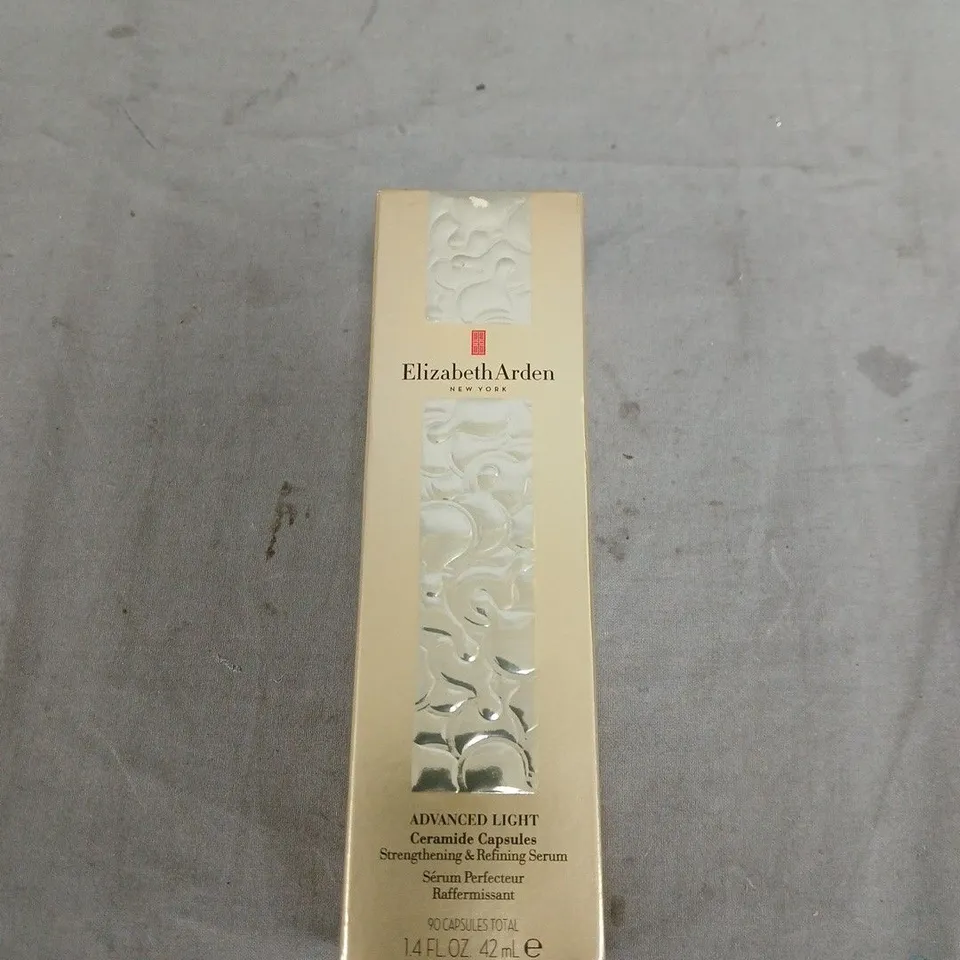ELIZABETH ARDEN ADVANCED LIGHT CERAMIDE CAPSULES – STRENGTHENING & REFINING SERUM (90 CAPSULES)