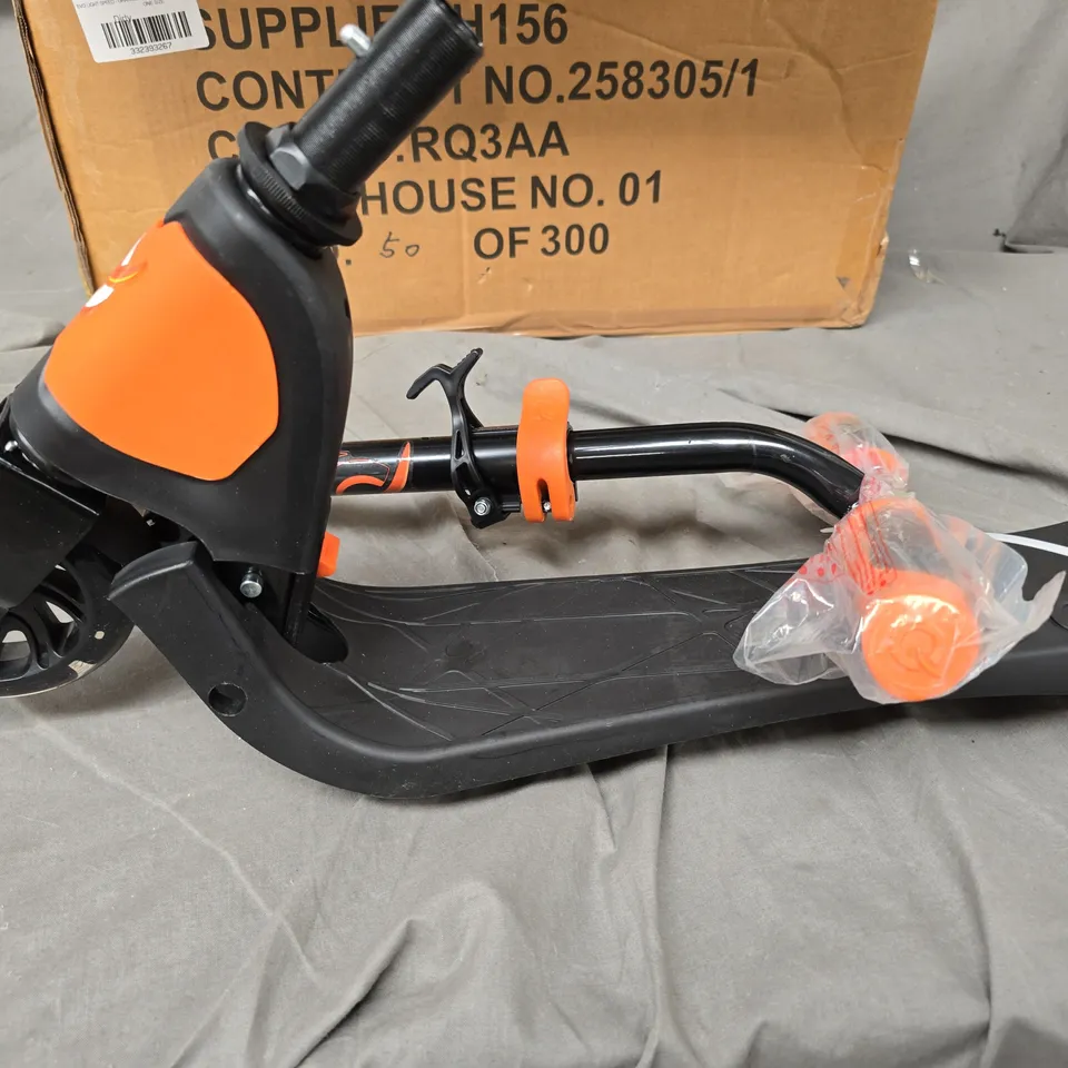 EVO LIGHT SPEED SCOOTER - ORANGE RRP £34.99