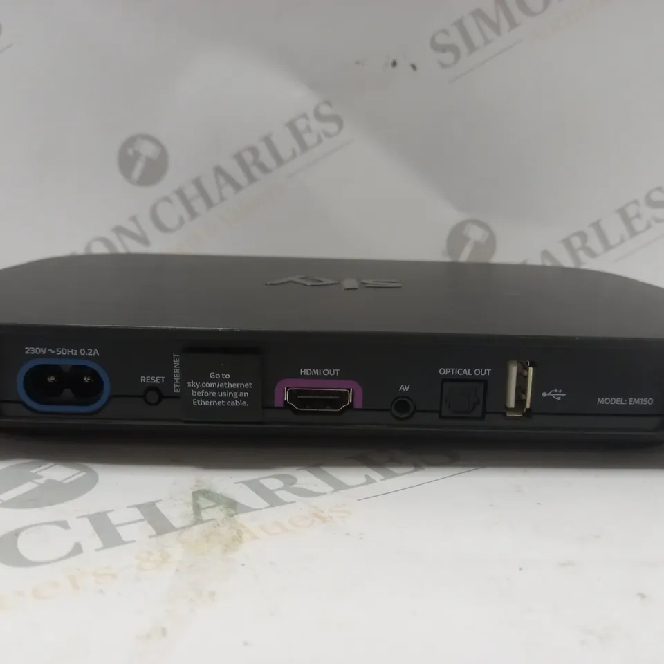 SKY EM150 Q MINI BOX