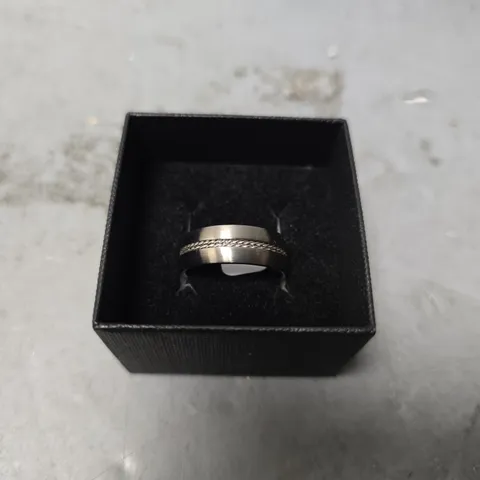THE LOVE COLLECTION 8MM SILVER INLAY TITANIUM RING SIZE UNSPECIFIED 