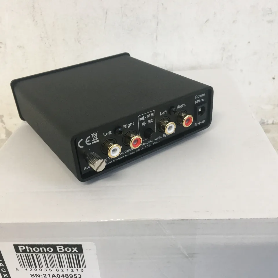 BOXED PRO-JECT PHONOBOX PREAMPLIFIER