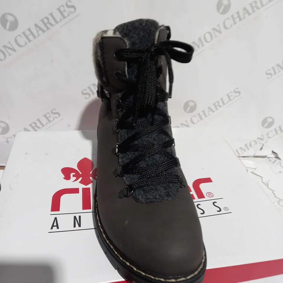 BOXED PAIR OF RIEKER HIKING BOOTS IN GREY UK SIZE 5