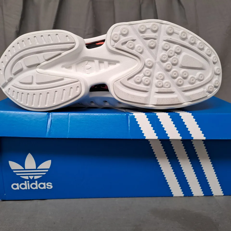 BOXED PAIR OF ADIDAS ADIFOM CLIMACOOL SHOES IN WHITE UK SIZE 11