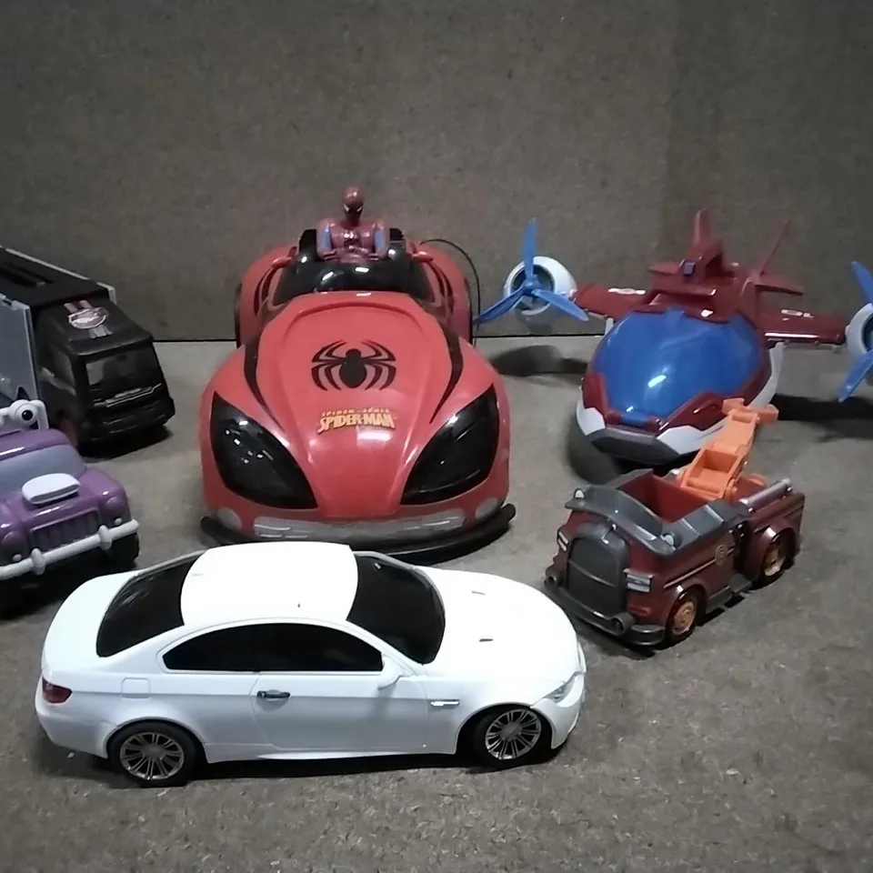 BOX CONTAINING CHILDREN'S TOY'S