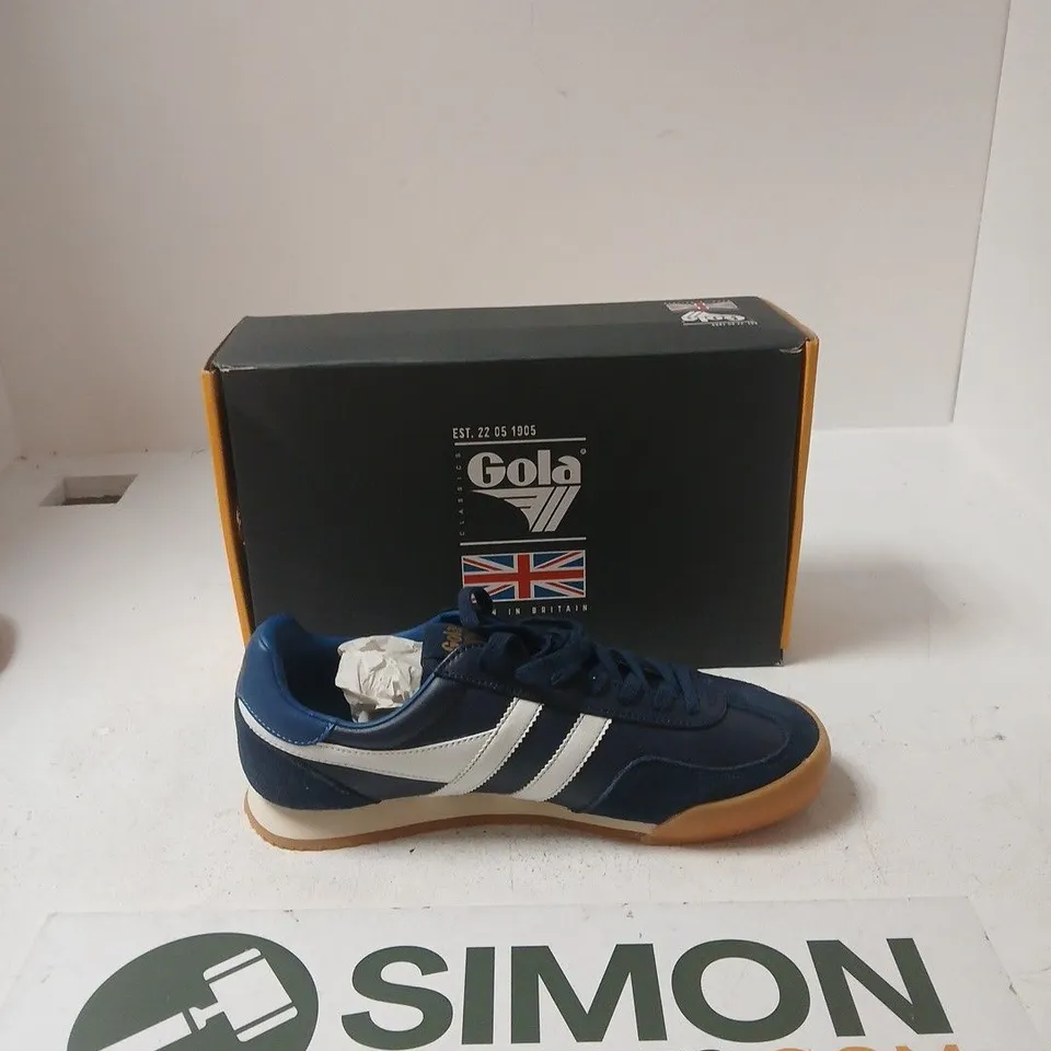GOLA EUROPA LEATHER TRAINERS – NAVY/WHITE, UK 8 (US 9, EUR 42) – BOXED