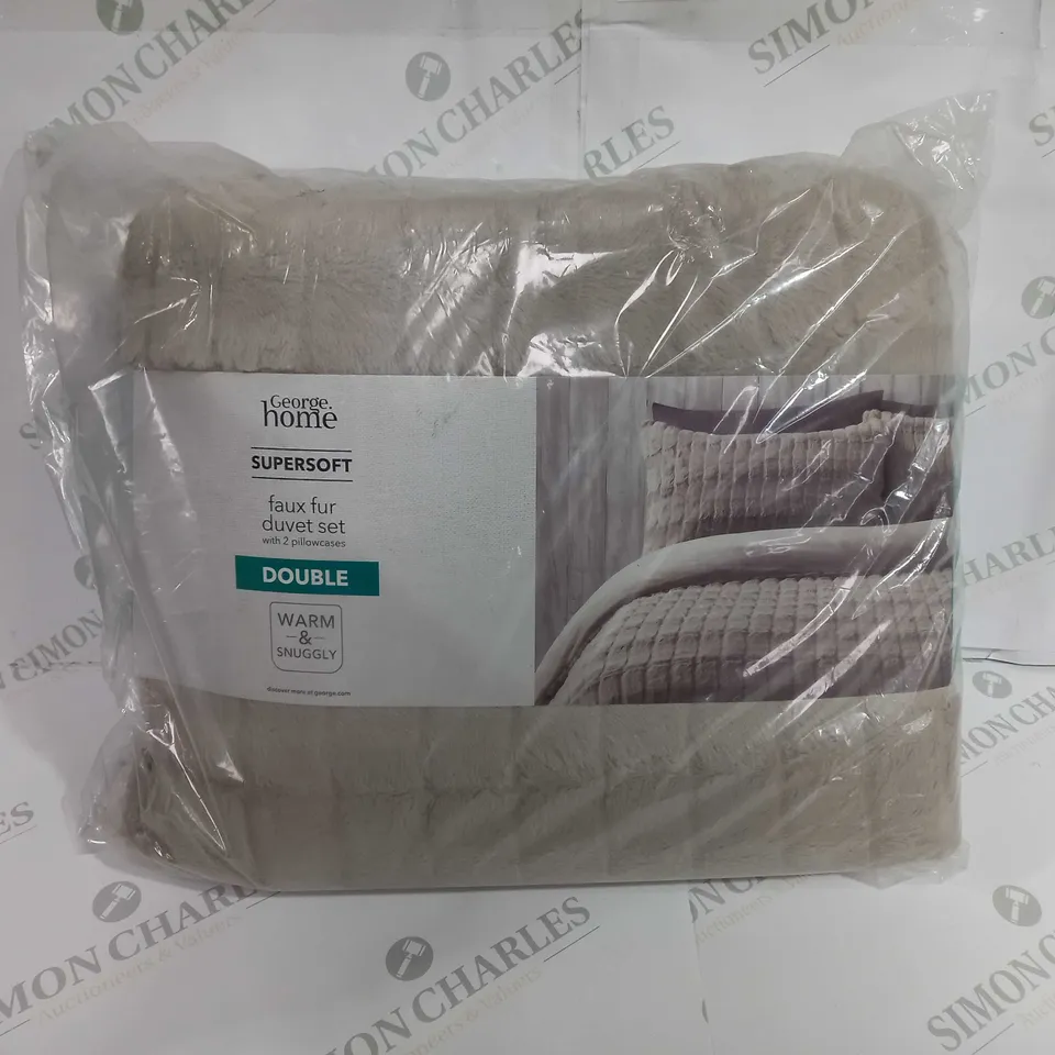 BRAND NEW SUPERSOFT FAUX FUR DUVET SET WITH 2 PILLOW CASES - DOUBLE 