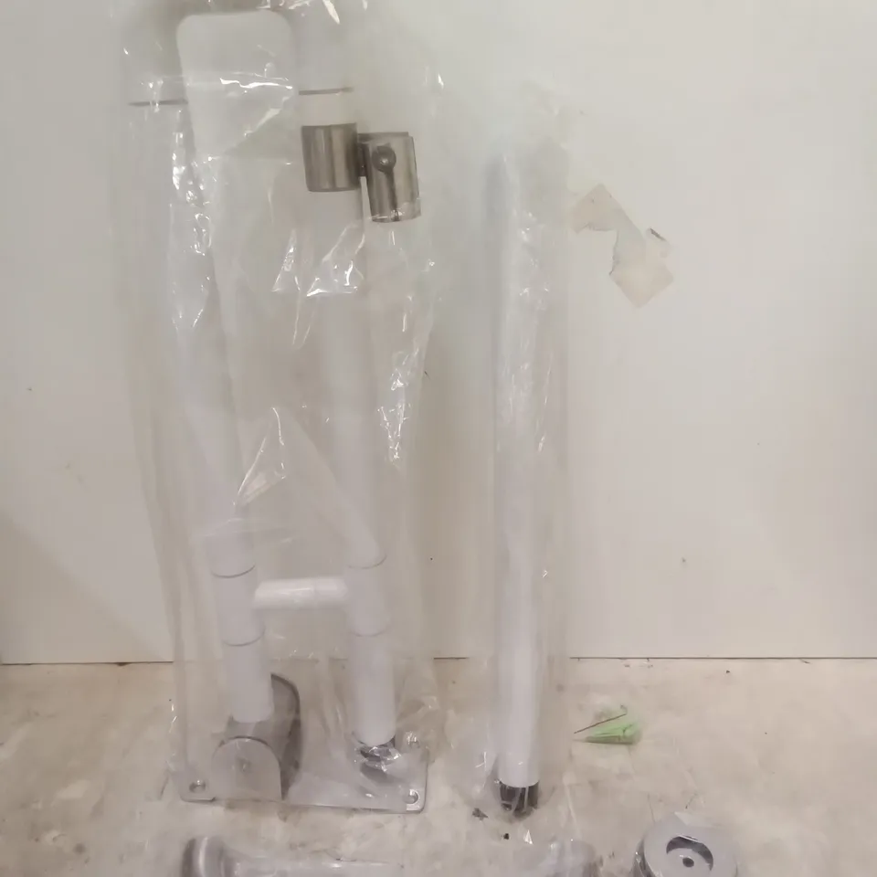 BOXED BATHROOM HAND RAIL SET