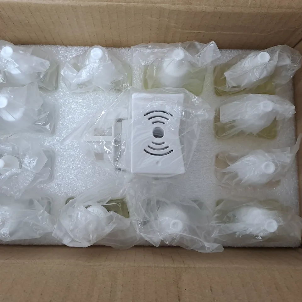 BOXED HOMEWORX DIFFUSERS AND REFILLABLES 
