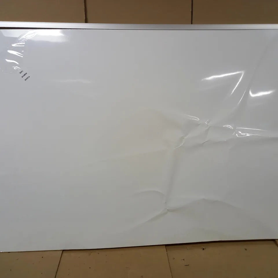 WHITEBOARD 