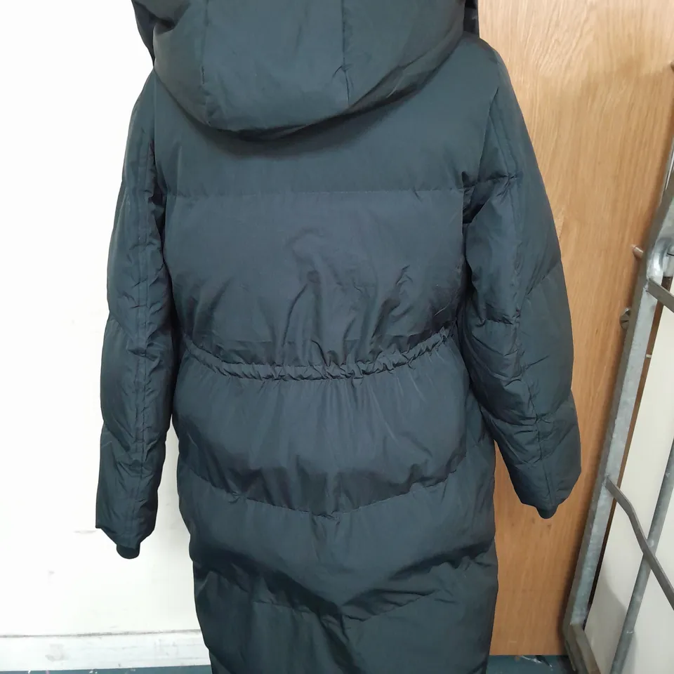 COS LONG BLACK PUFFER COAT SIZE M  RRP £225