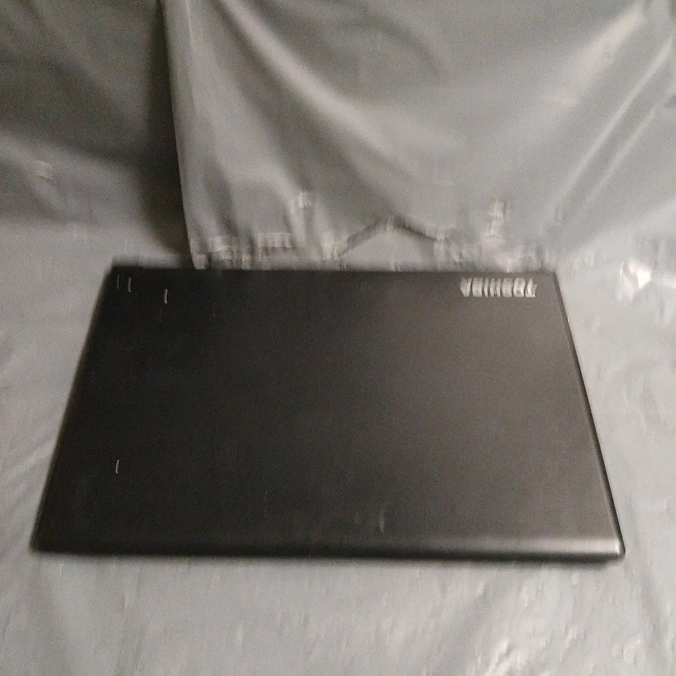 TOSHIBA SATELLITE PRO R50B LAPTOP 