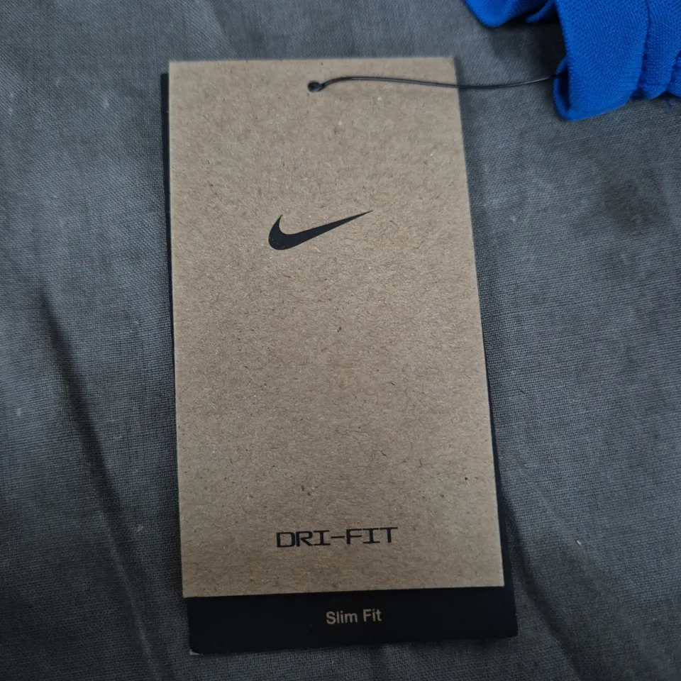 NIKE DRI-FIT BLUE FOOTBALL T-SHIRT – SLIM FIT, OSHEA ON BACK SIZE SMALL