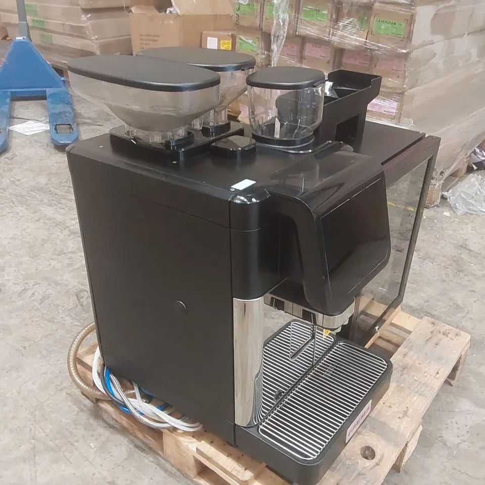 FAEMA X20 CS11H COMMERCIAL COFFEE MACHINE WITH MILK CHILLER/SYRUP STATION
