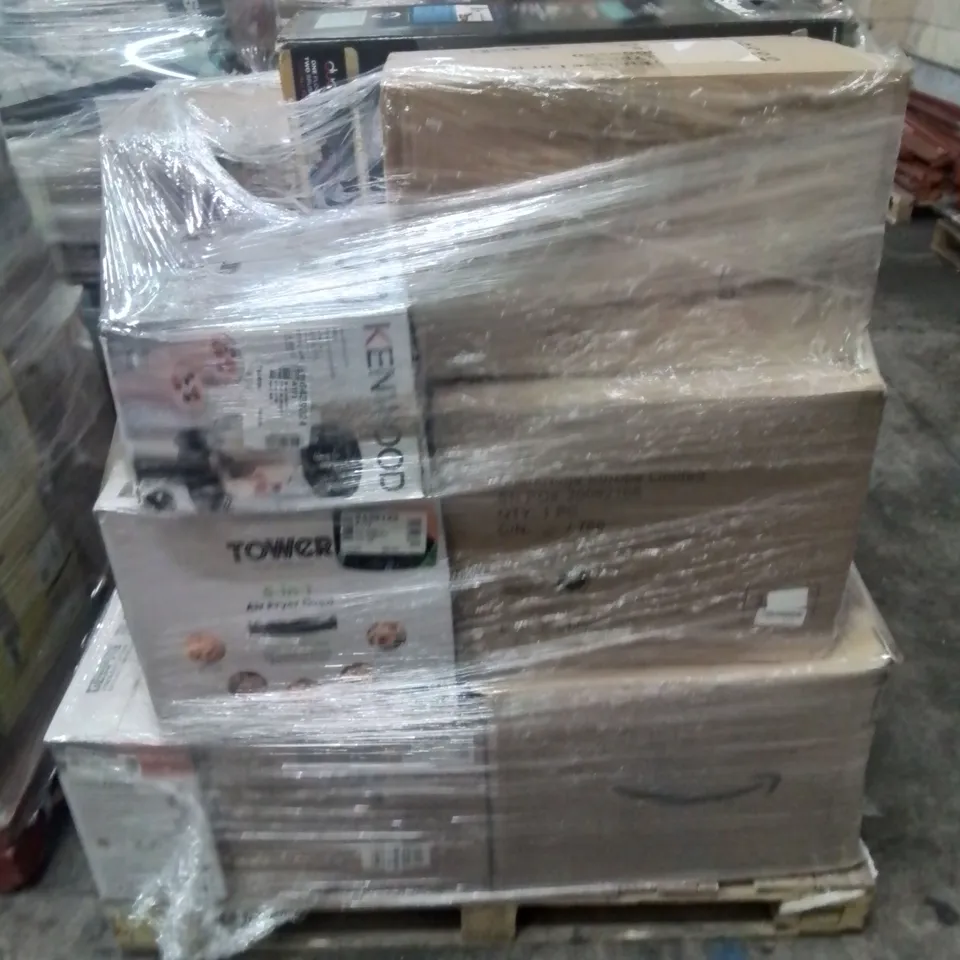PALLET OF APPROXIMATELY 18 UNPROCESSED RAW RETURN HOUSEHOLD AND ELECTRICAL GOODS TO INCLUDE;