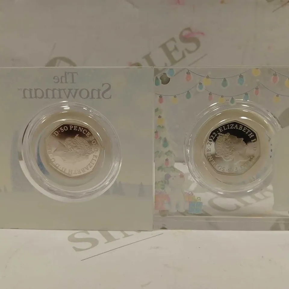 LOT TO CONTAIN 2 X ASSORTED THE ROYAL MINT 'THE SNOWMAN' & 'THE SNOWMAN & THE SNOWDOG' ASSORTED 50P PROOF COINS 